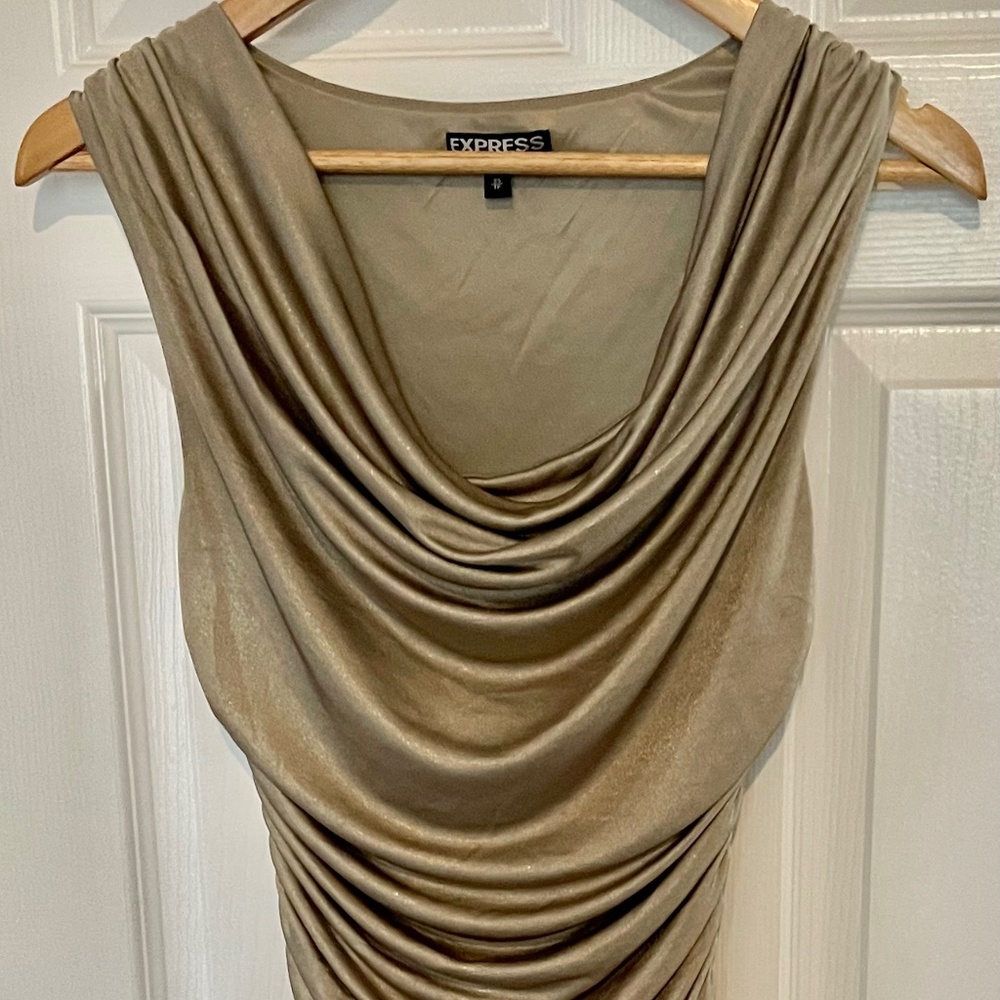 EXPRESS Sleeveless gold shimmer dress Size XS